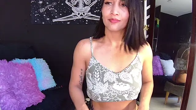 EvangelineCors online show from February 8, 7:05 pm