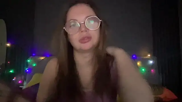 lovebellagrey online show from December 21, 7:06 pm