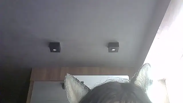 Skinny-Kitten online show from March 15, 9:59 am