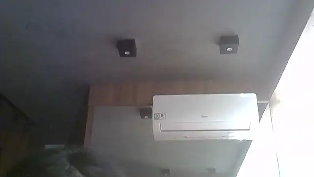 Skinny-Kitten online show from April 12, 3:06 pm