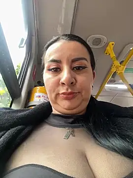 Abril Luv online show from March 21, 12:06 pm