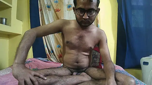 Snapshot of Cute_boy2000 chatting on January 12, 9:40 am Cute boy2000 online show from January 12, 9:40 am