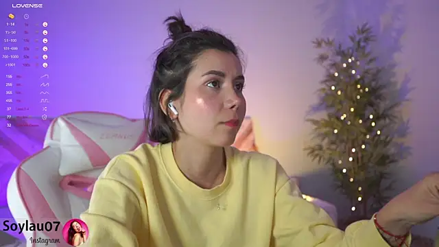 imjess01 online show from December 15, 1:57 am