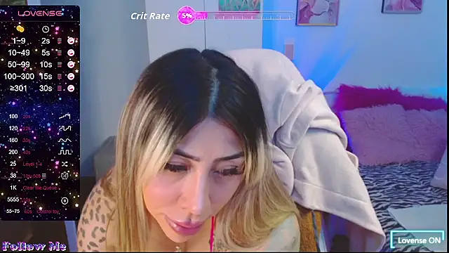 Martina Dash online show from October 28, 11:14 am