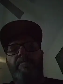 Snapshot of Louis504z chatting on April 26, 8:50 pm Louis504z online show from April 26, 8:50 pm