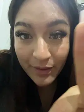 LuceroRm online show from November 20, 3:50 am