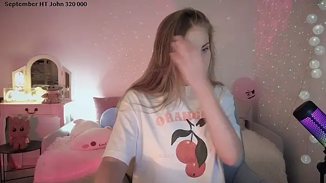 ImKeira online show from September 8, 6:40 pm