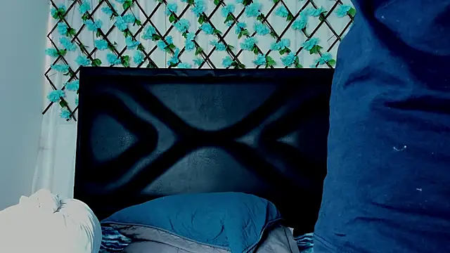 EmmaWilliamss online show from January 14, 3:04 pm