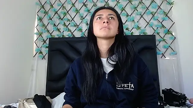 EmmaWilliamss online show from November 16, 4:34 pm