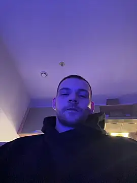 Z1uk online show from March 3, 1:12 am