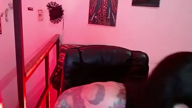 VampGirl1 online show from January 4, 11:43 am