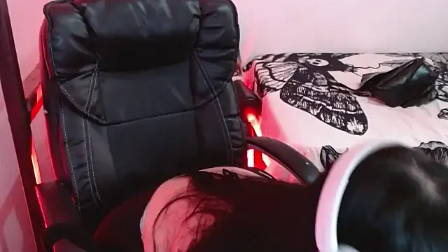 VampGirl1 online show from January 6, 3:29 pm