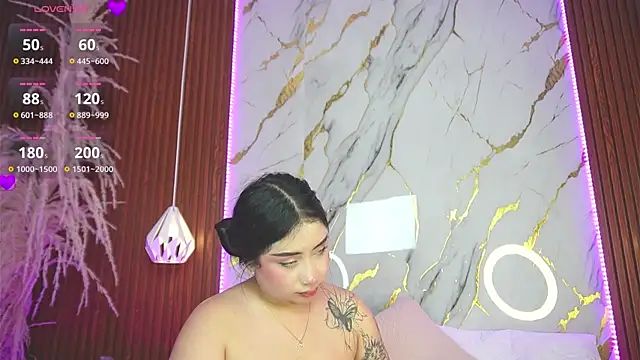 haylie  online show from January 19, 2:25 am