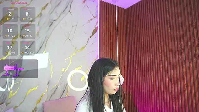 haylie  online show from March 13, 4:38 am