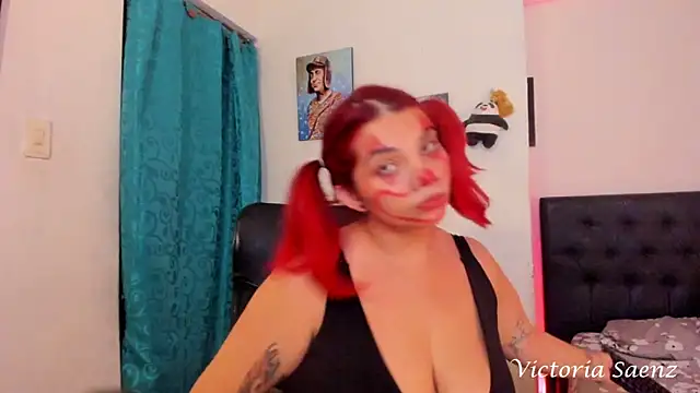 victoriaasaenz  online show from January 18, 3:53 am