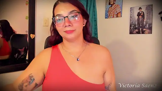 victoriaasaenz  online show from March 15, 12:47 am