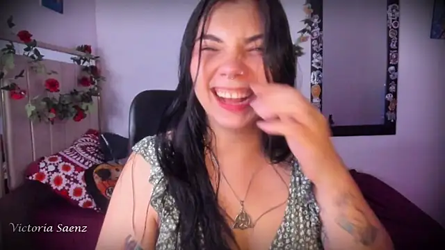 Snapshot of victoriaasaenz_ chatting on June 14, 2:24 am victoriaasaenz online show from June 14, 2:24 am