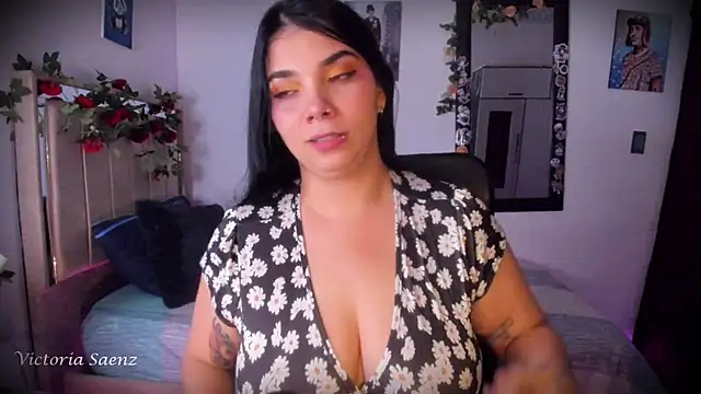 Snapshot of victoriaasaenz_ chatting on July 23, 1:08 am victoriaasaenz online show from July 23, 1:08 am