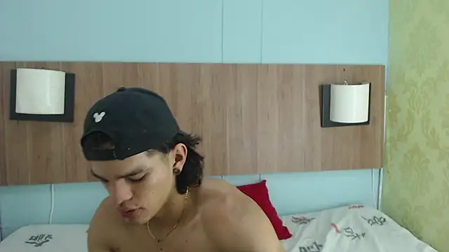 AlbertBernal69 online show from March 5, 5:29 am