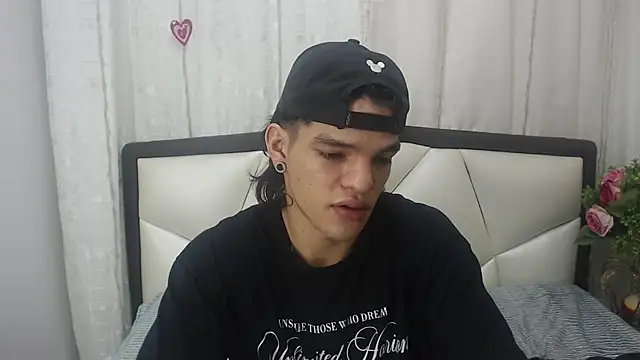 AlbertBernal69 online show from March 19, 3:09 am