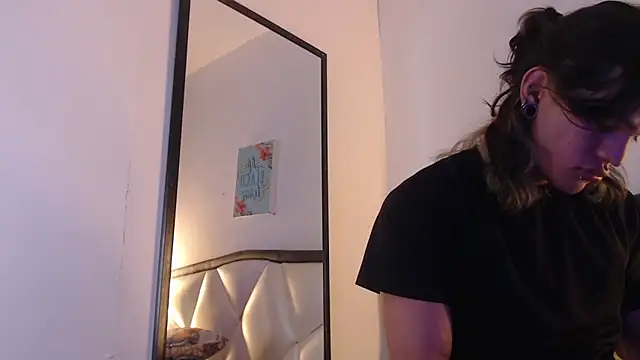 AlbertBernal69 online show from November 22, 4:11 am