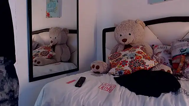 AlbertBernal69 online show from November 24, 3:06 am