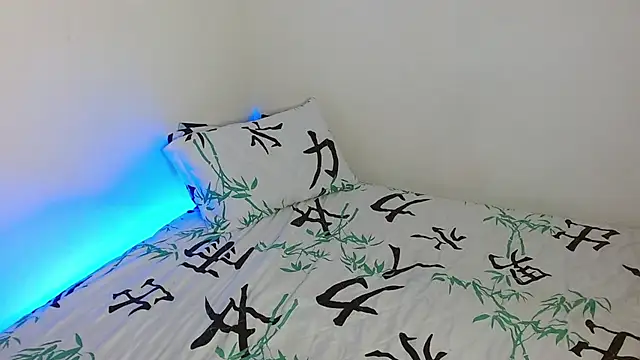 Mehottie29 online show from December 23, 2:56 am