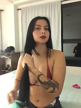 Snapshot of Lolitah__69 chatting on December 5, 11:29 pm Lolitah 69 online show from December 5, 11:29 pm