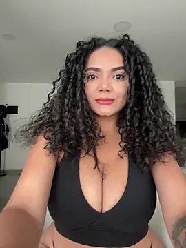 Mariecurl online show from April 7, 9:04 pm