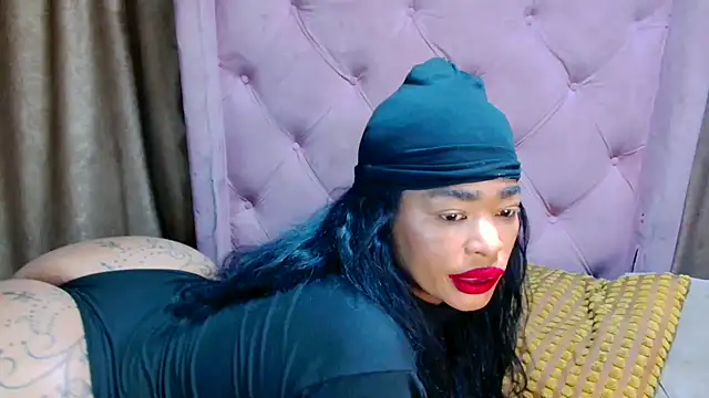 Snapshot of AFRICANGODDESSXXX chatting on May 21, 11:34 pm AFRICANGODDESSXXX online show from May 21, 11:34 pm