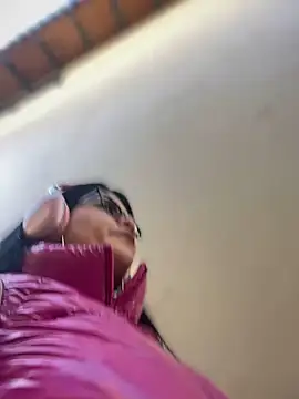 Snapshot of Insane_Issa chatting on December 5, 9:50 pm Insane Issa online show from December 5, 9:50 pm