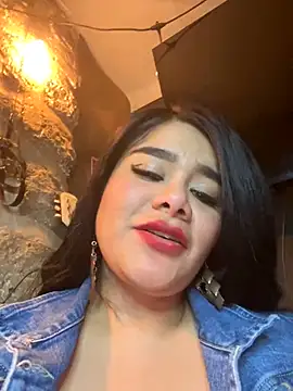 Snapshot of Insane_Issa chatting on January 5, 10:29 pm Insane Issa online show from January 5, 10:29 pm