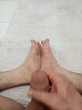 Hardapple01 online show from March 3, 11:24 pm