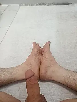 Hardapple01 online show from March 13, 11:05 pm