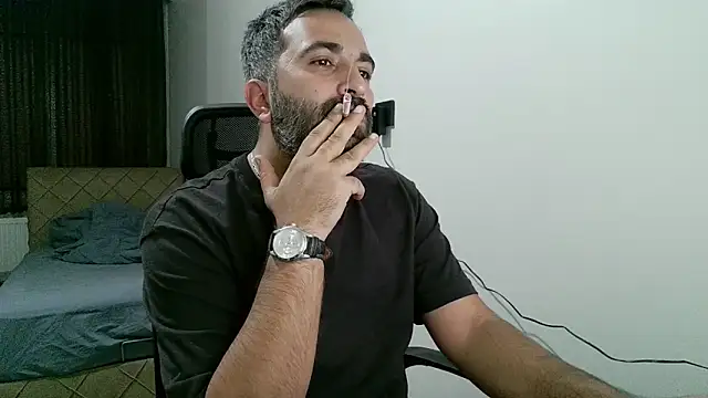 Snapshot of tgltplsr chatting on September 24, 3:32 am tgltplsr online show from September 24, 3:32 am
