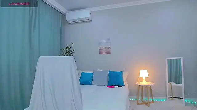 Dalili online show from April 18, 2:43 pm