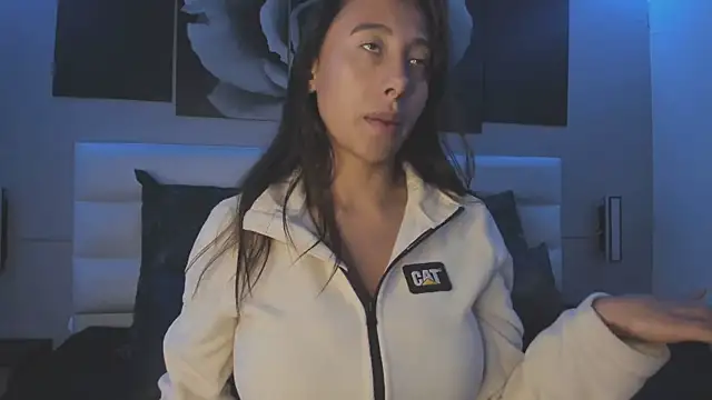 lena banks online show from December 1, 10:04 pm