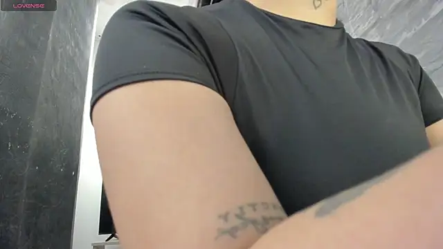 LunaBaker-1 online show from September 22, 8:11 pm