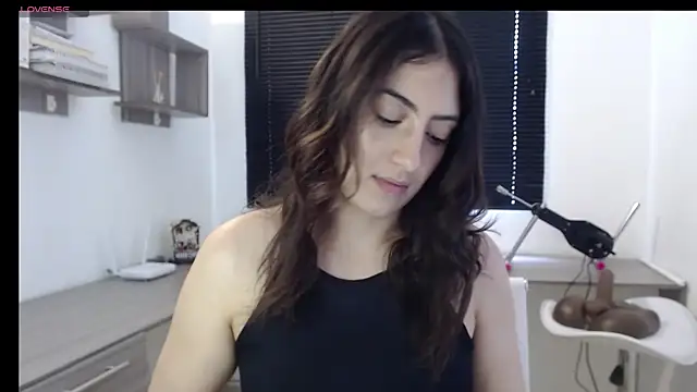 MIYESSI online show from February 13, 4:50 pm