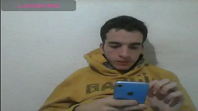 Tombgy07 online show from January 12, 8:47 pm