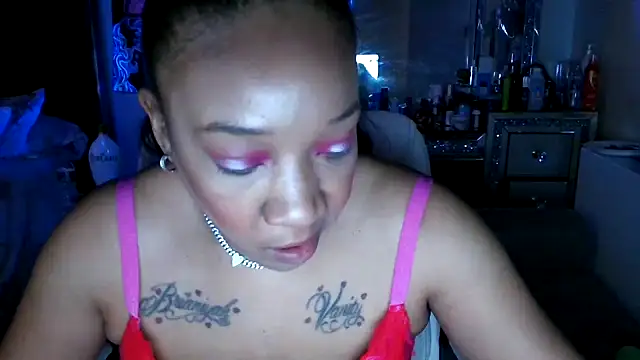 YasmineMinaj online show from February 15, 10:42 pm