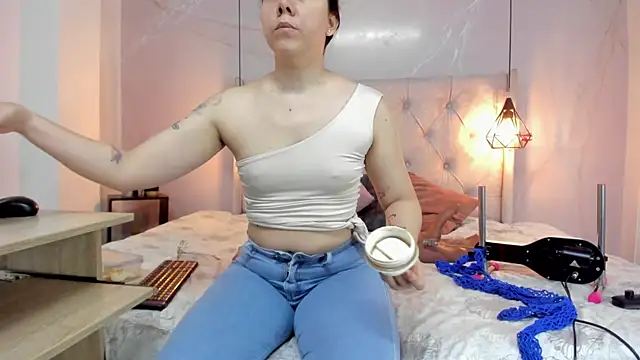 SakuraLee  online show from September 27, 1:49 pm