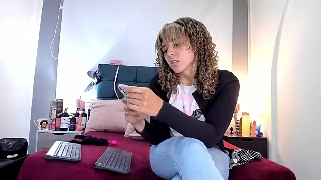 charlott lens online show from October 9, 2:59 pm