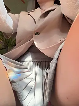 Jessical online show from March 11, 4:43 am