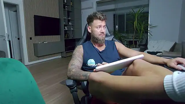 UbbeViking online show from December 10, 6:38 pm