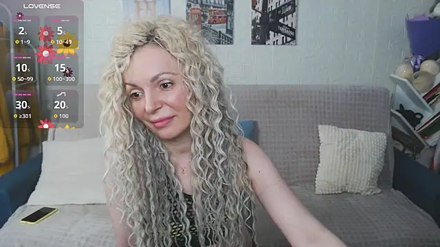 kiramarta online show from November 24, 1:55 pm