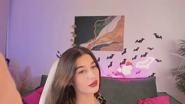 LauraCoy online show from November 3, 7:37 pm