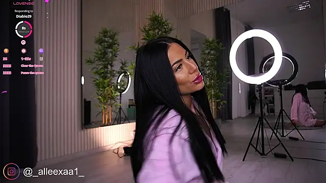 Abbela White online show from March 14, 6:21 am