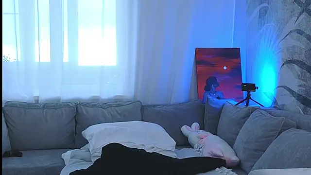 lily  foster online show from January 20, 6:21 am