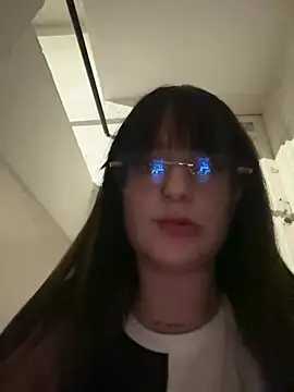 Snapshot of Megan_lu2 chatting on January 10, 5:47 am Megan lu2 online show from January 10, 5:47 am